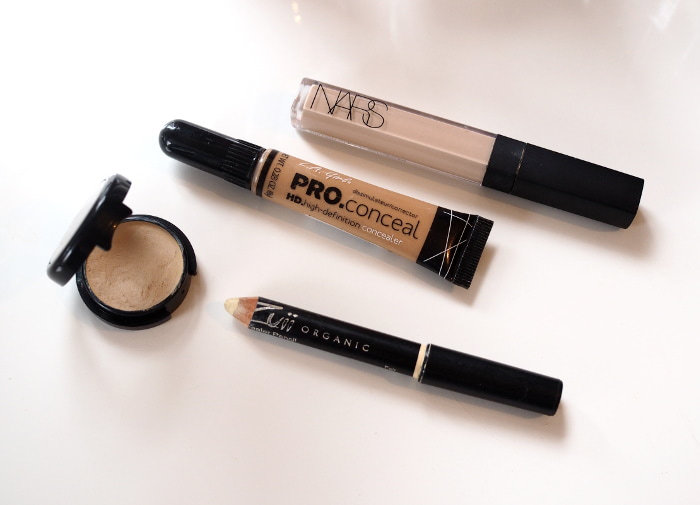 how to use concealer