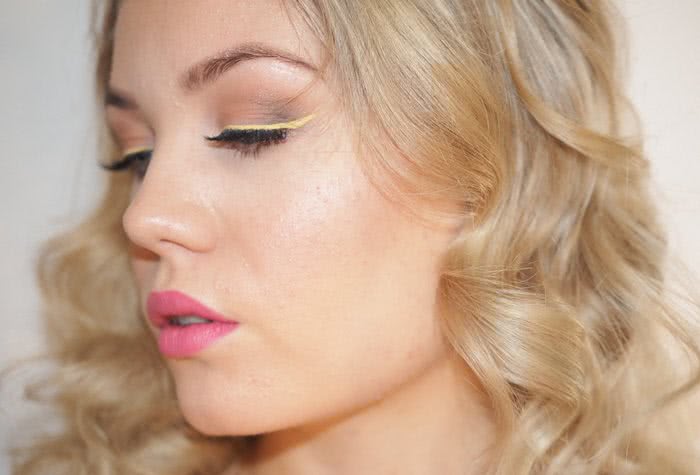 simple makeup with liner tutorial