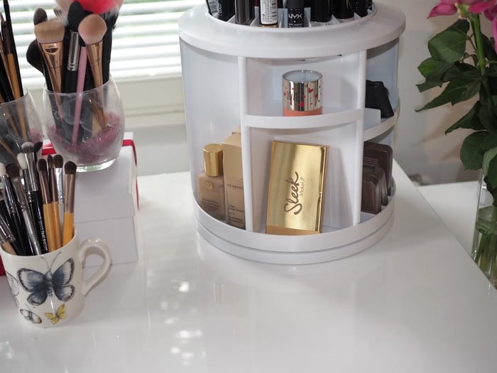 makeup collection organizing tips