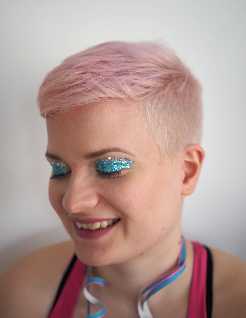 turquoise glitter eylids