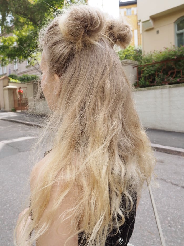 space buns blonde hair