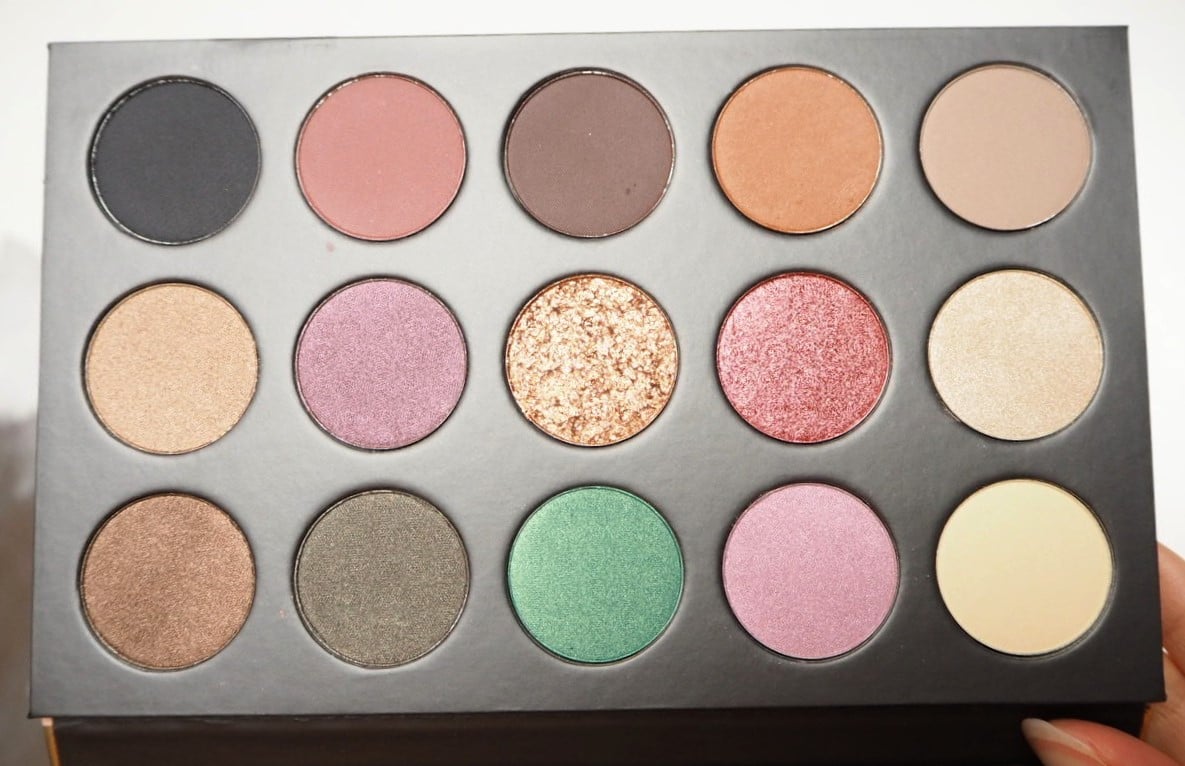 kicks eyeshadow palette