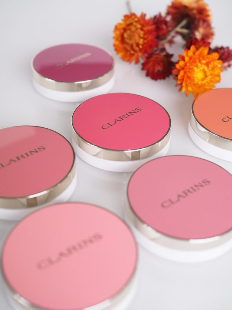Everyday makeup from Clarins Natural Lip Perfector & Joli Blush