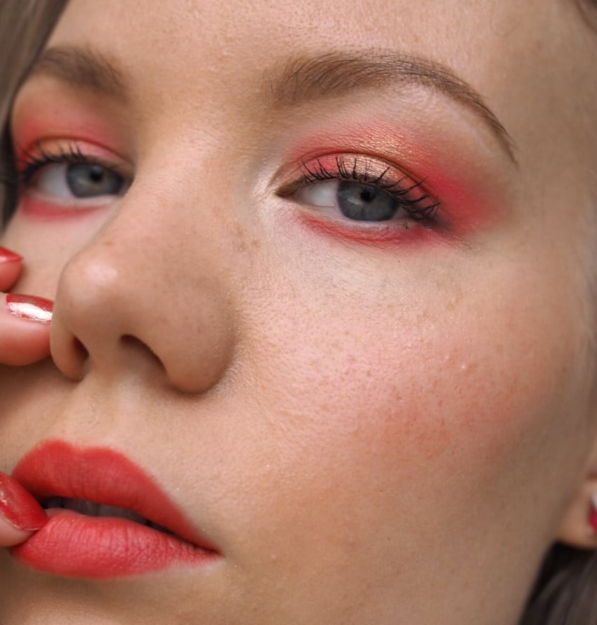 Warm Red Makeup Using Lipstick 3 Ways