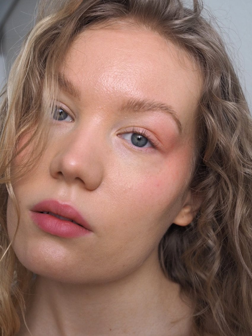 Tutorial make up store blush on